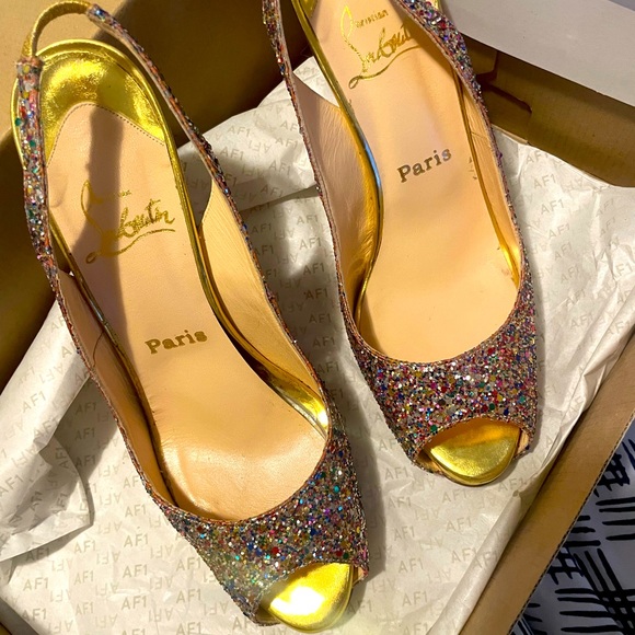 Christian Louboutin Shoes Only Wearing A Couple Times Its In Good